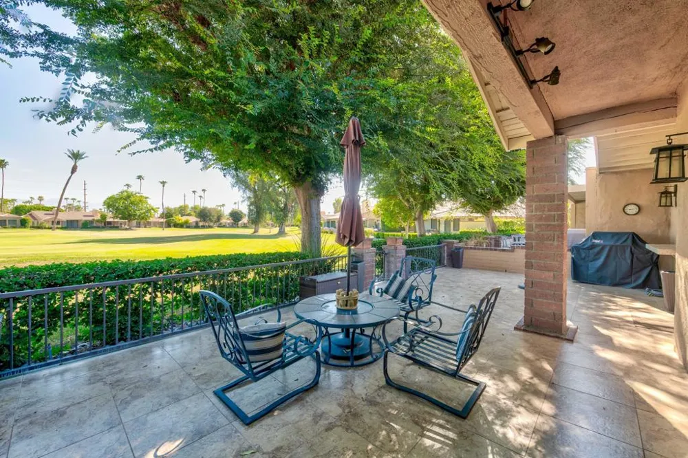 254 La Paz Way Palm Desert, CA 92260