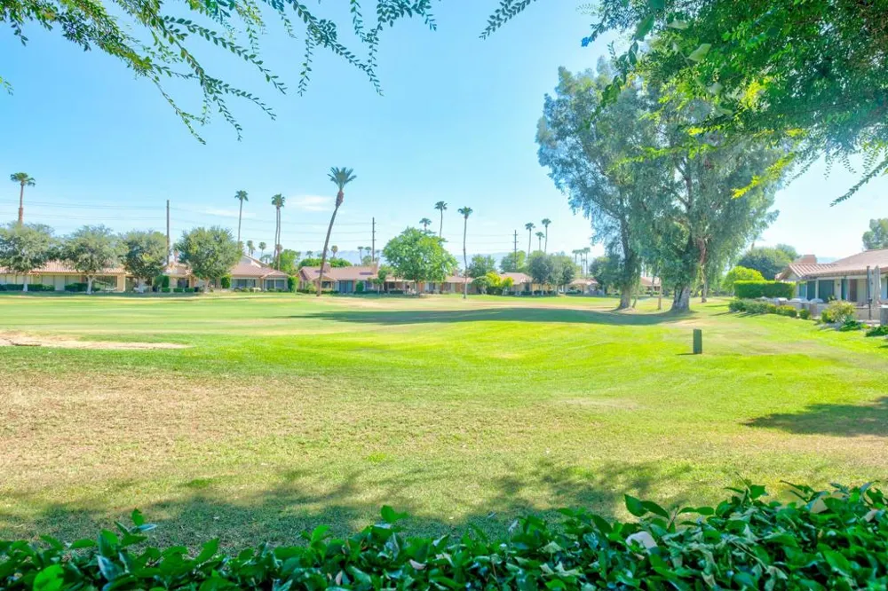 254 La Paz Way Palm Desert, CA 92260