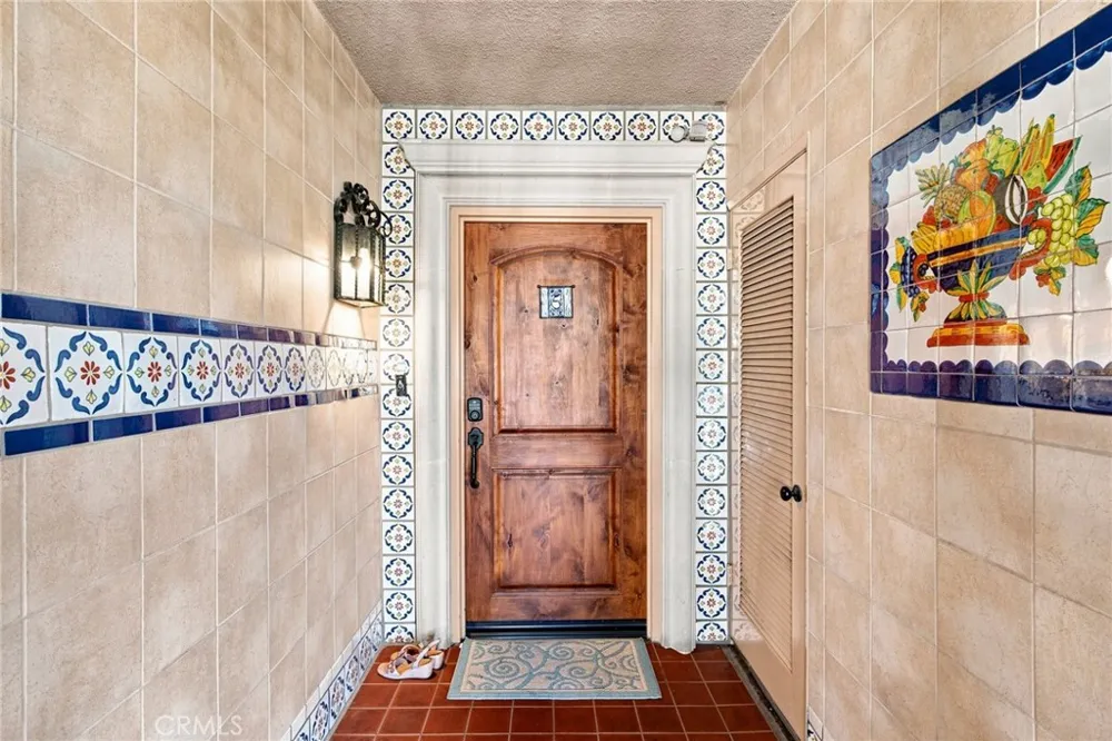 1255 S Orange Grove Boulevard #5 Pasadena, CA 91105