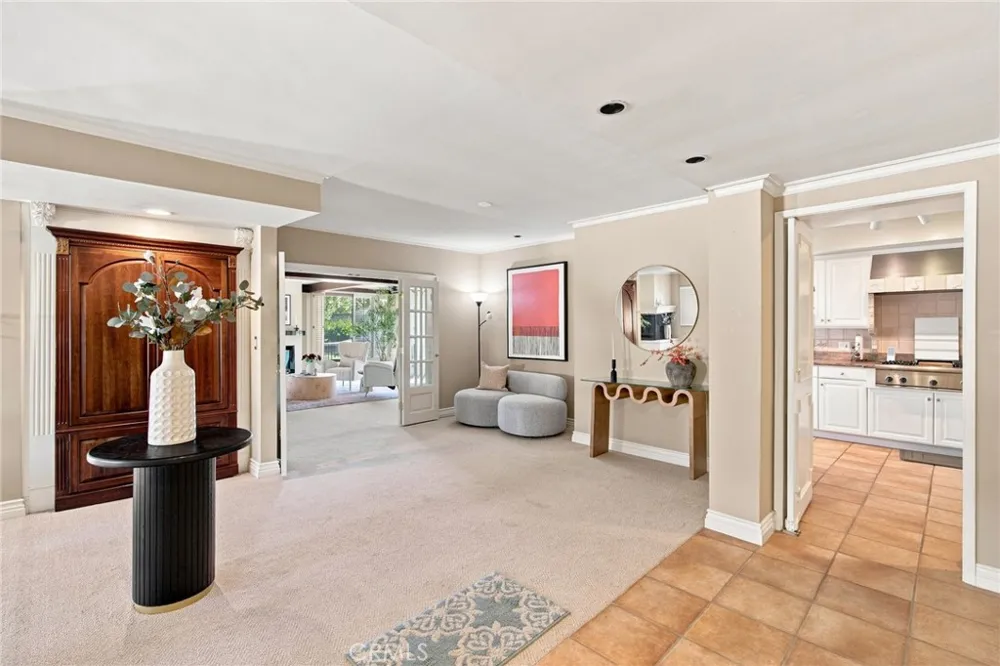 1255 S Orange Grove Boulevard #5 Pasadena, CA 91105