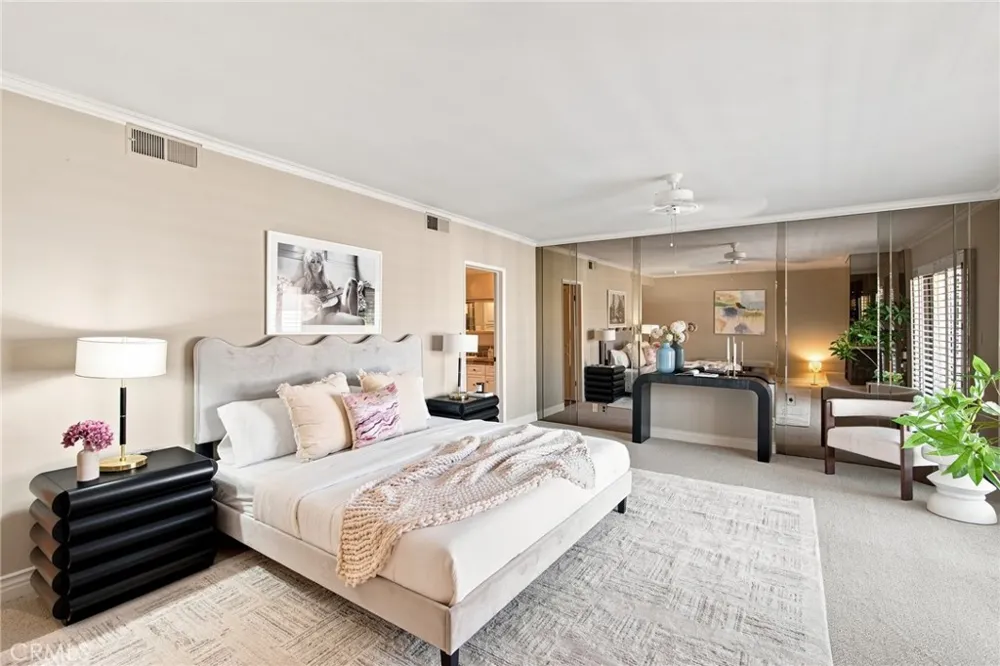 1255 S Orange Grove Boulevard #5 Pasadena, CA 91105