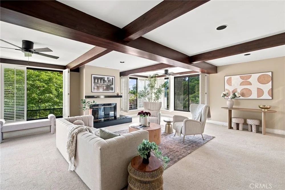 1255 S Orange Grove Boulevard #5 Pasadena, CA 91105