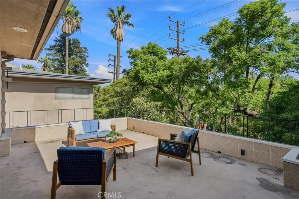 1255 S Orange Grove Boulevard #5 Pasadena, CA 91105