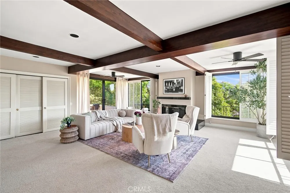 1255 S Orange Grove Boulevard #5 Pasadena, CA 91105