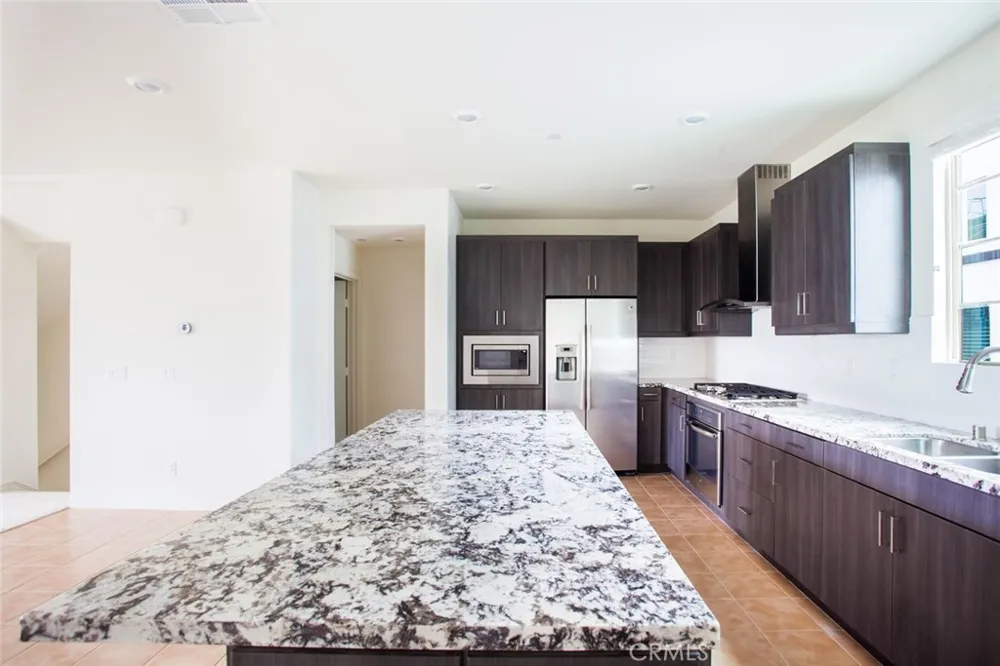 236 Harringay Irvine, CA 92618