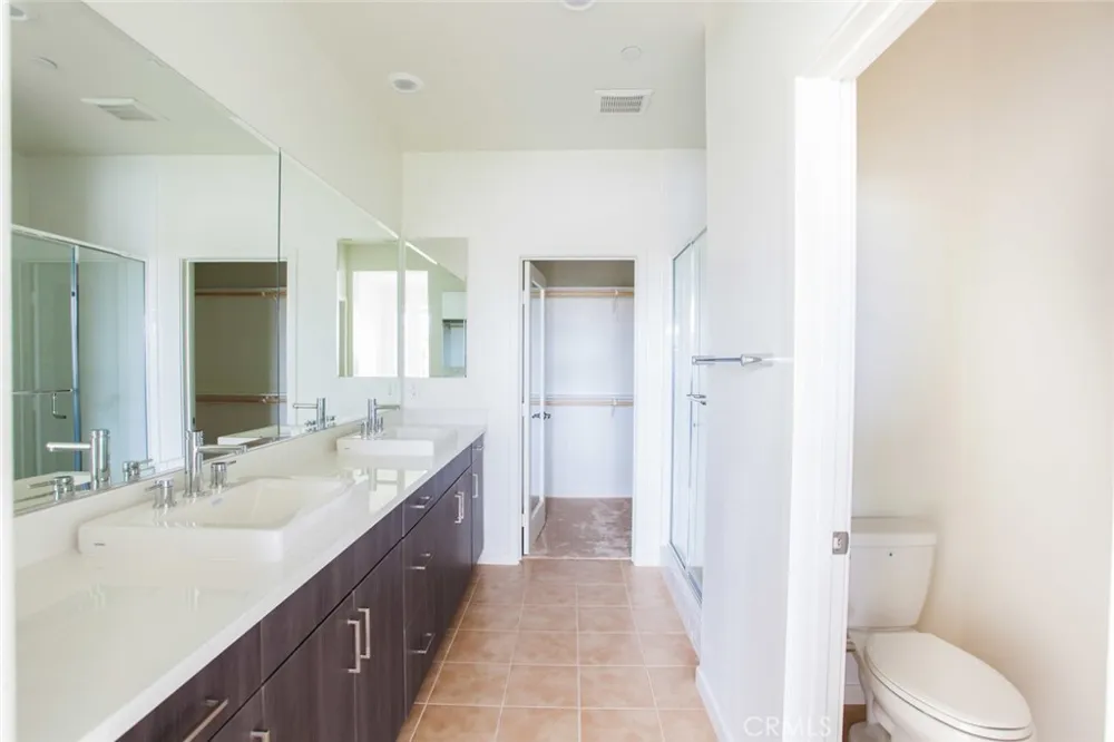 236 Harringay Irvine, CA 92618