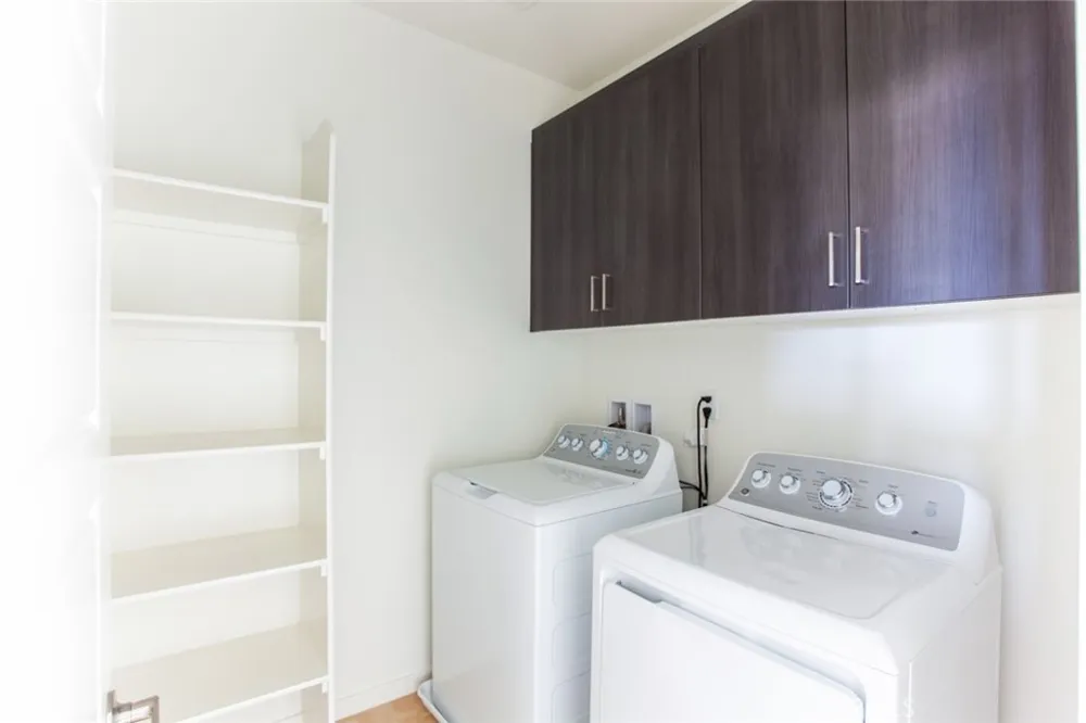 236 Harringay Irvine, CA 92618