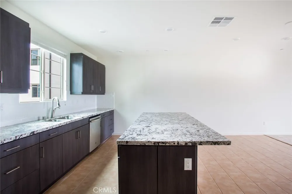 236 Harringay Irvine, CA 92618