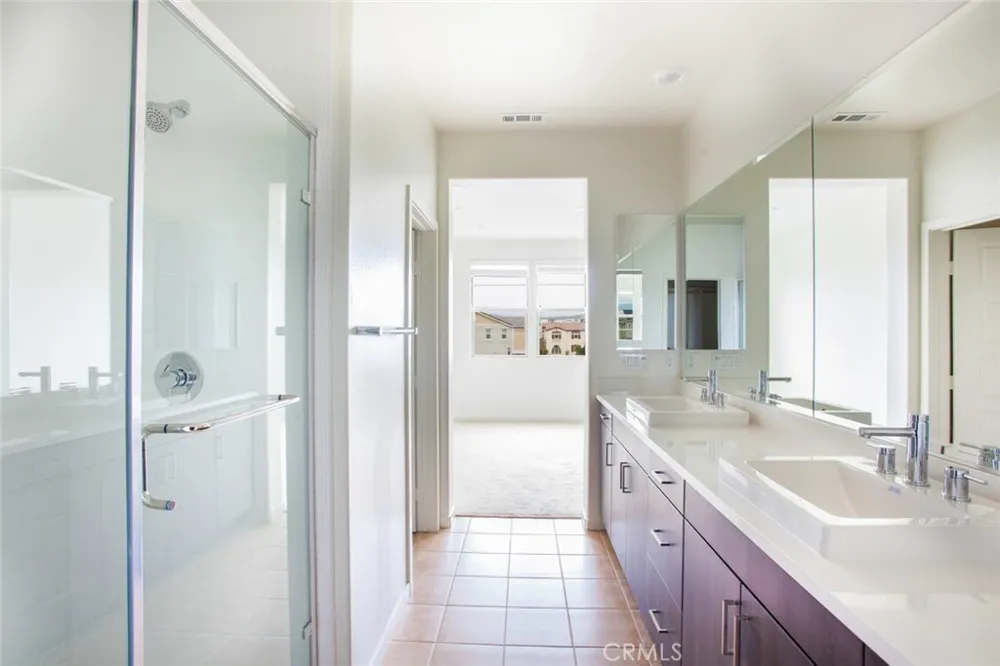 236 Harringay Irvine, CA 92618
