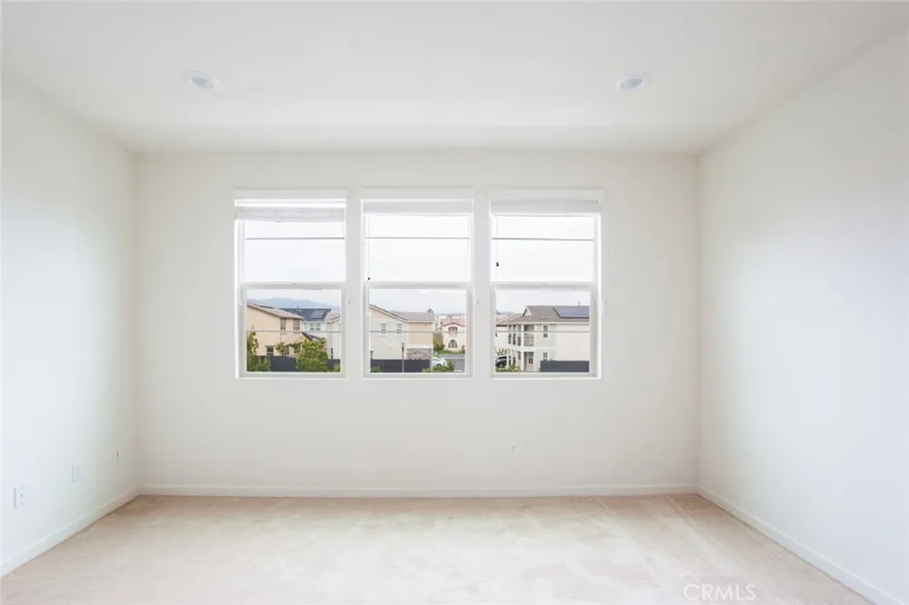236 Harringay Irvine, CA 92618