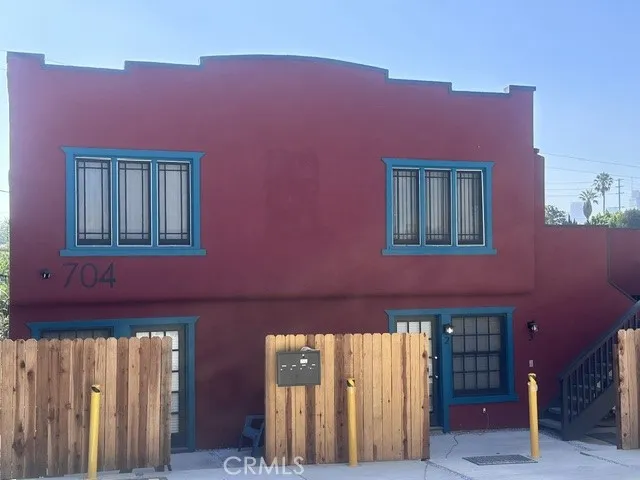 704 Occidental Boulevard #1 Los Angeles, CA 90026