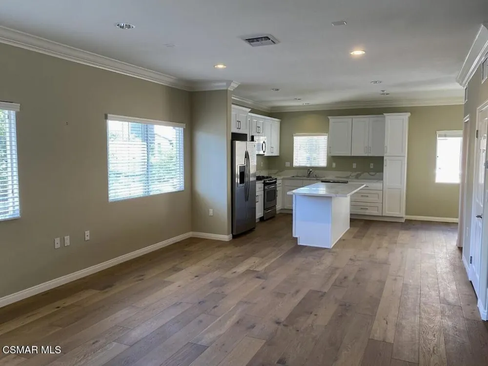9301 Shirley Avenue #67 Northridge, CA 91324