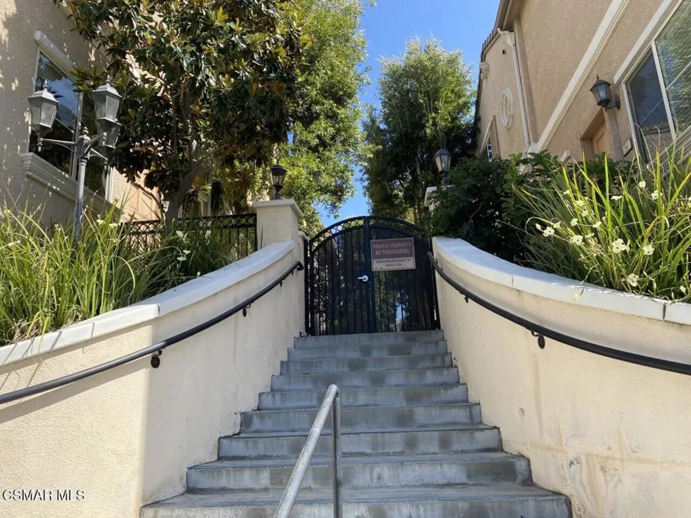 9301 Shirley Avenue #67 Northridge, CA 91324