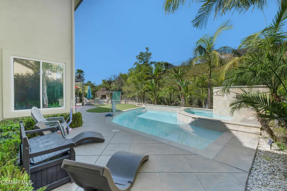 5917 Evening Sky Drive Simi Valley, CA 93063