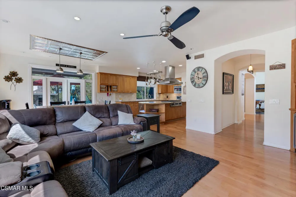 5917 Evening Sky Drive Simi Valley, CA 93063