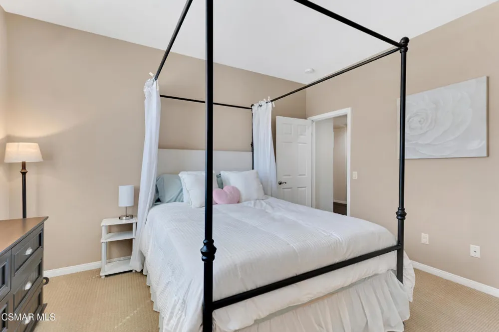 5917 Evening Sky Drive Simi Valley, CA 93063
