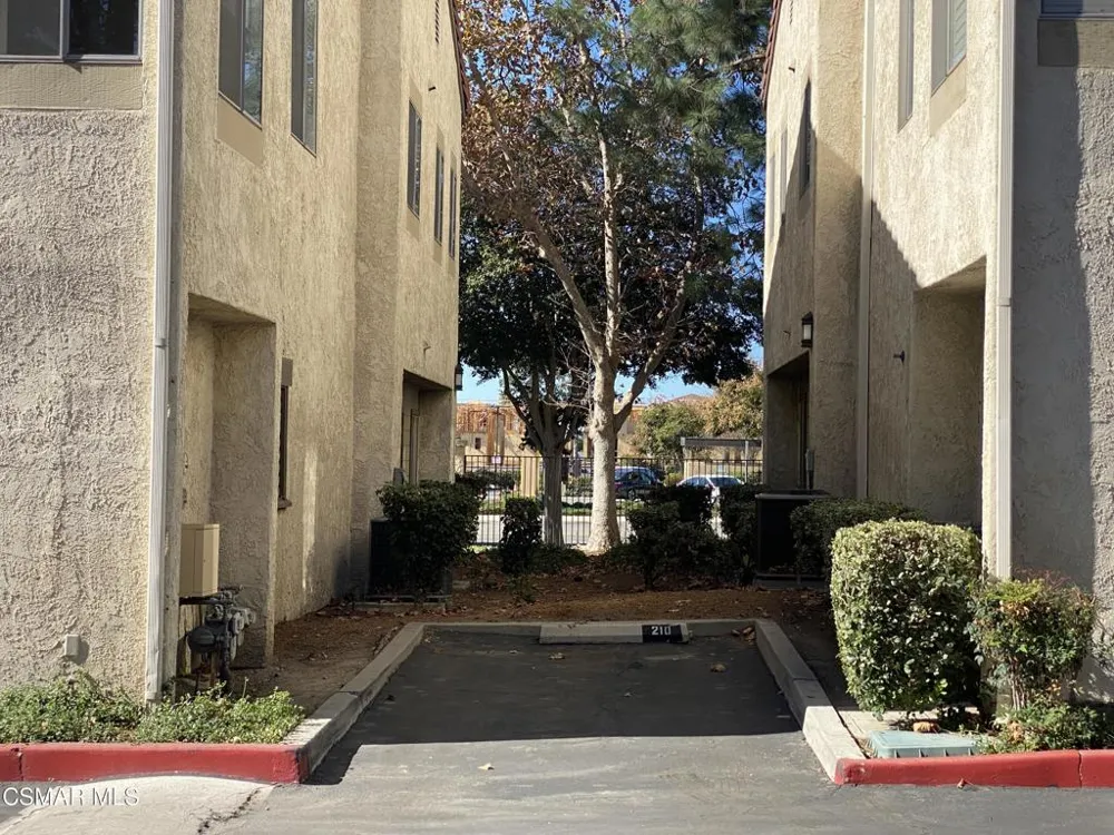 3162 Darby Street #210 Simi Valley, CA 93063
