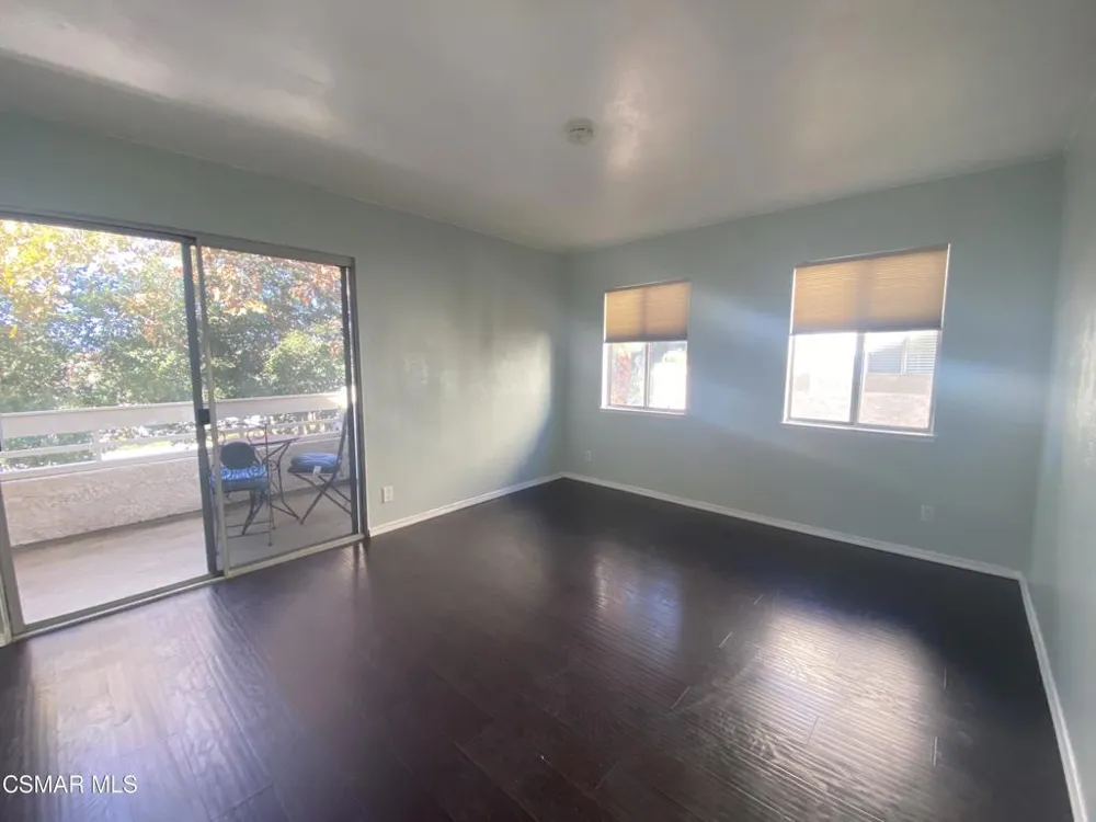 3162 Darby Street #210 Simi Valley, CA 93063