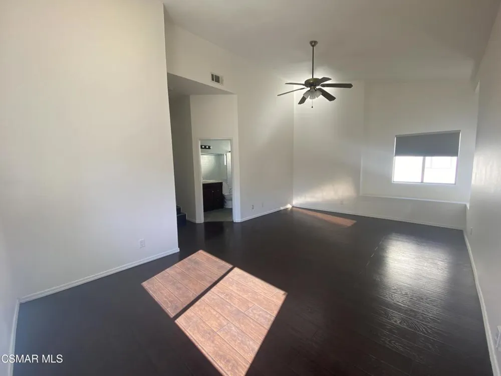 3162 Darby Street #210 Simi Valley, CA 93063