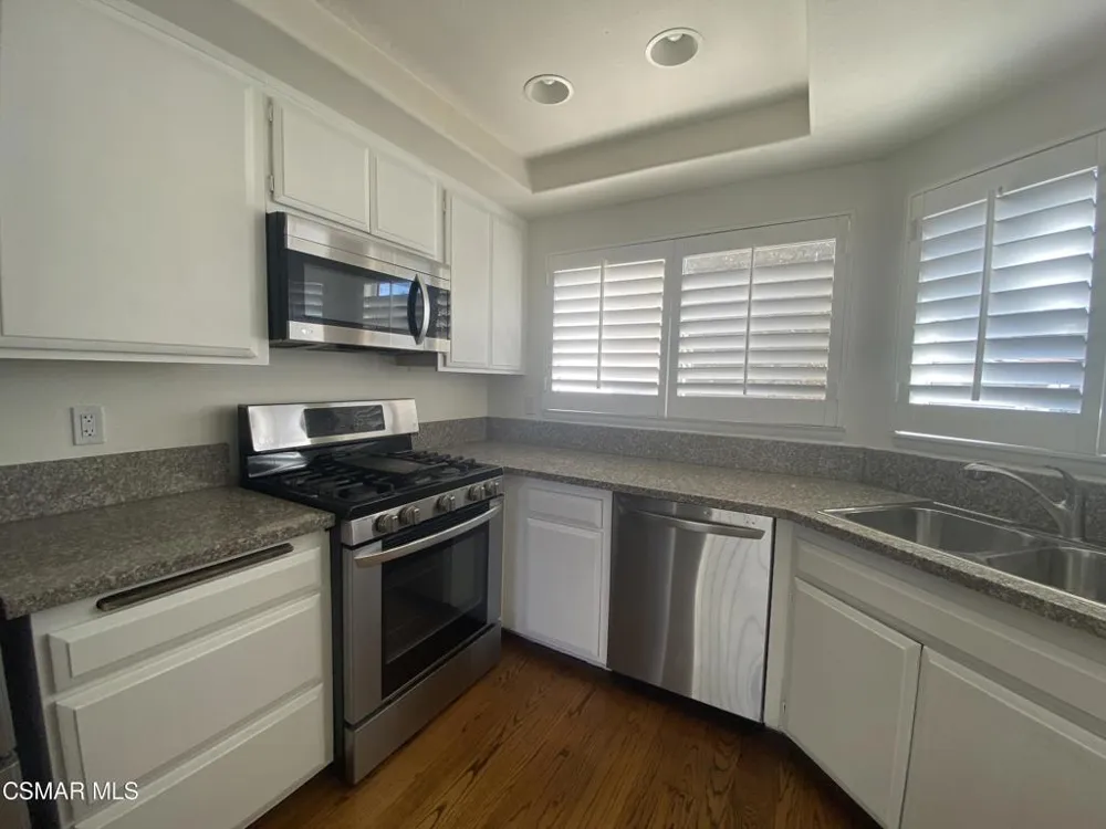 3162 Darby Street #210 Simi Valley, CA 93063