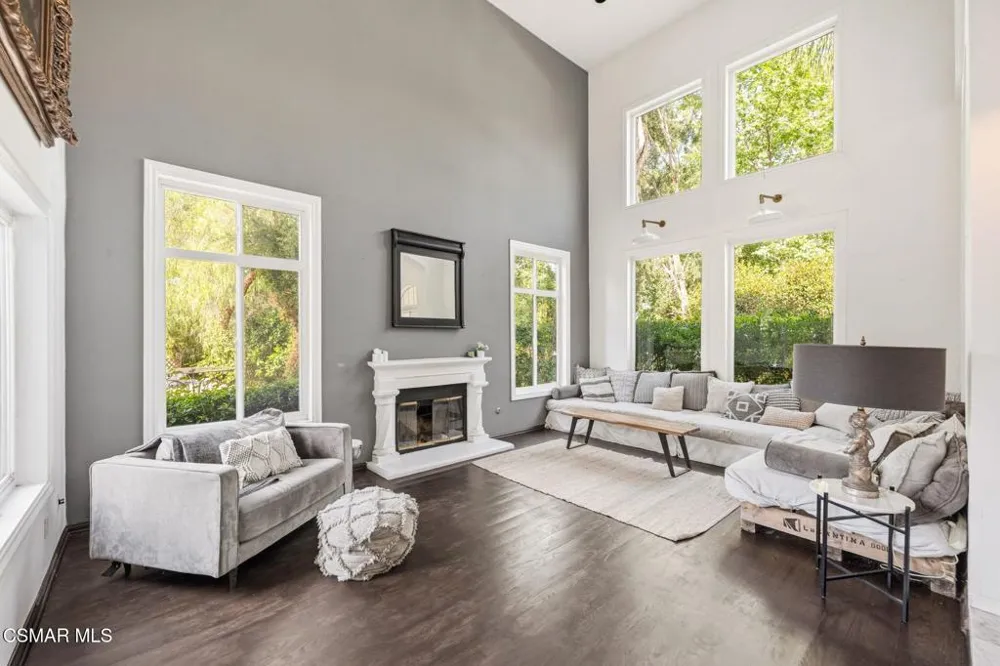 5536 Easterly Road Agoura Hills, CA 91301