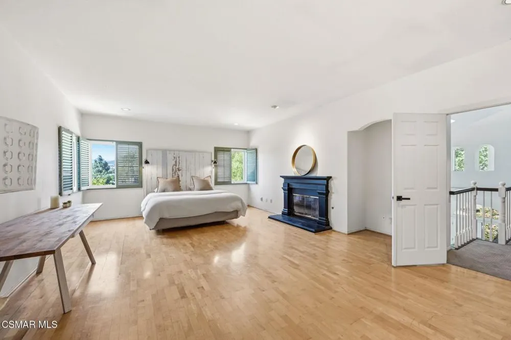 5536 Easterly Road Agoura Hills, CA 91301