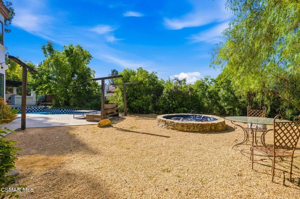 5536 Easterly Road Agoura Hills, CA 91301