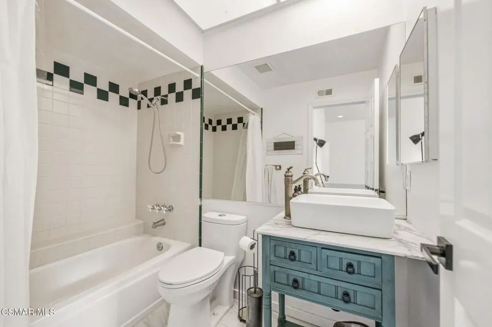 5536 Easterly Road Agoura Hills, CA 91301