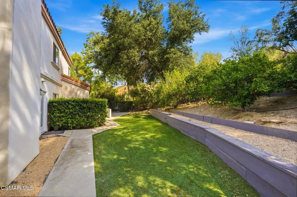 5536 Easterly Road Agoura Hills, CA 91301