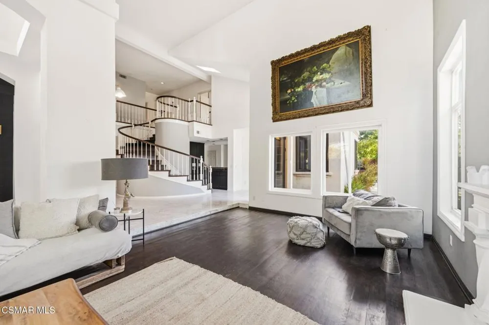 5536 Easterly Road Agoura Hills, CA 91301