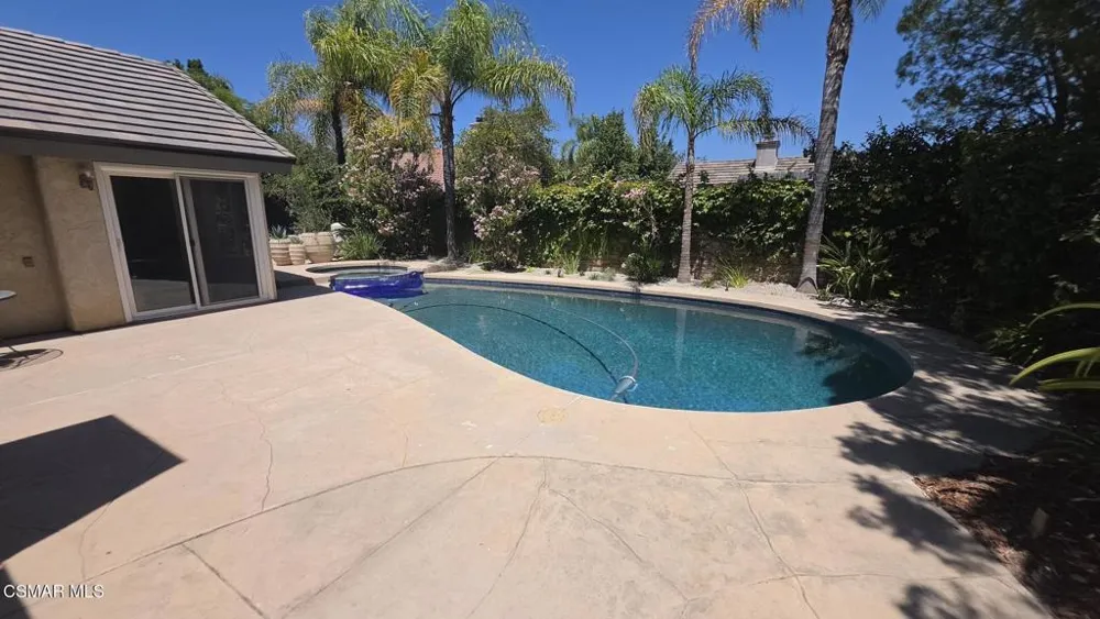 2794 Parkview Drive Thousand Oaks, CA 91362