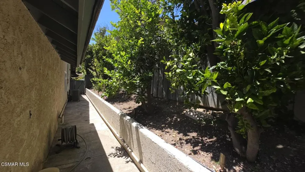 2794 Parkview Drive Thousand Oaks, CA 91362