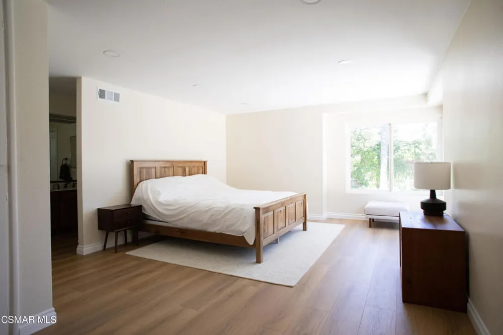 2794 Parkview Drive Thousand Oaks, CA 91362