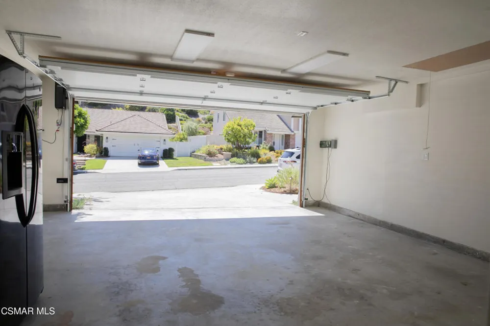 2794 Parkview Drive Thousand Oaks, CA 91362