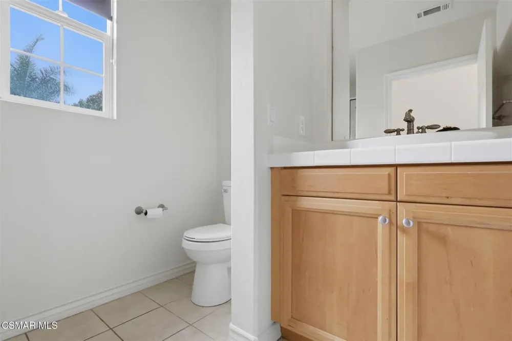 9651 Sagebrush Avenue Chatsworth, CA 91311