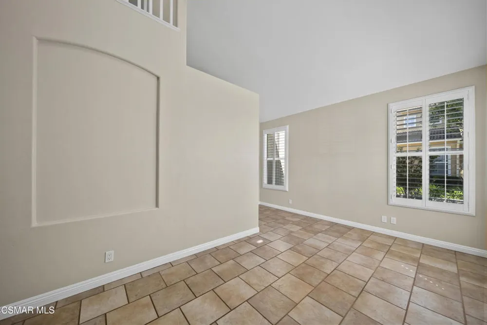2503 Via Mantilla Camarillo, CA 93010