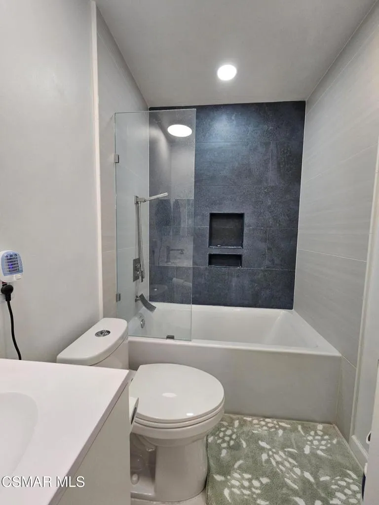 1226 Patricia Avenue #50 Simi Valley, CA 93065