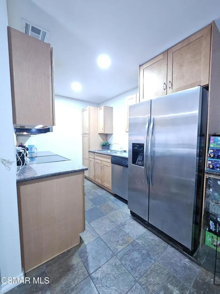 1226 Patricia Avenue #50 Simi Valley, CA 93065