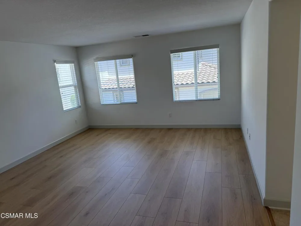 600 Clearwater Creek Drive Newbury Park, CA 91320