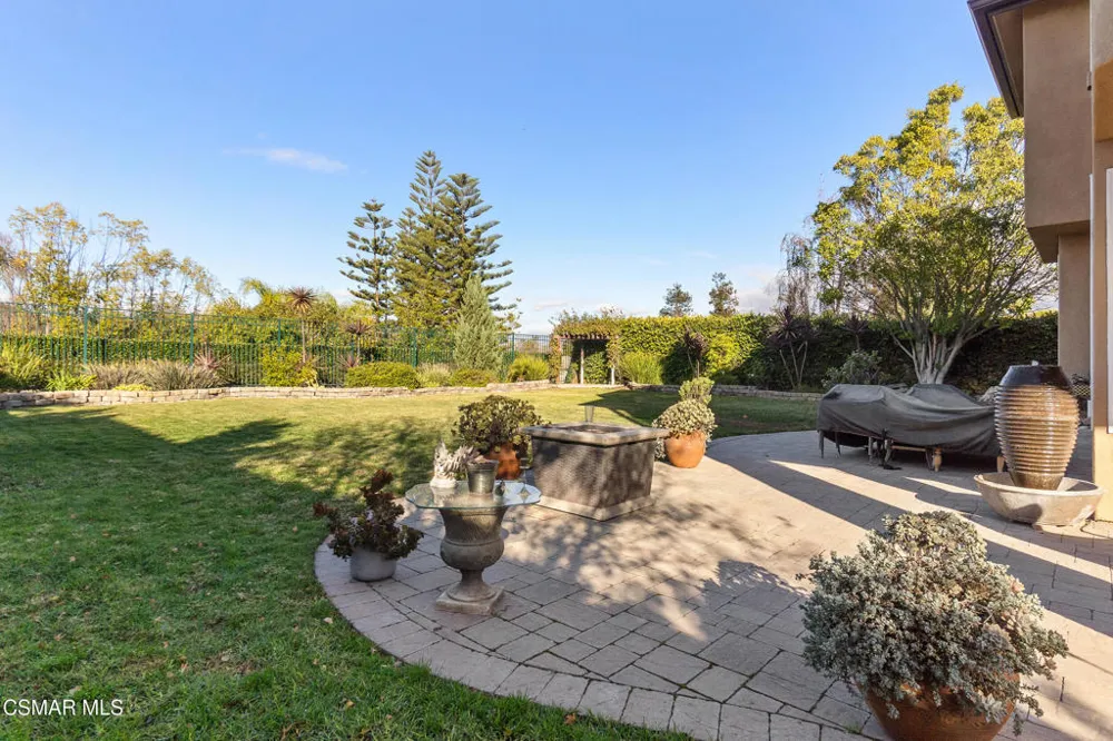 713 Twillin Court Simi Valley, CA 93065