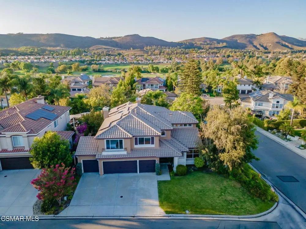 713 Twillin Court Simi Valley, CA 93065