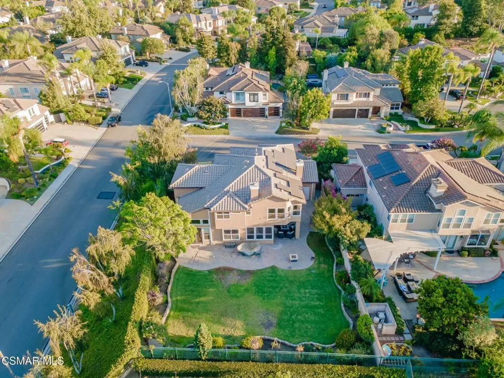 713 Twillin Court Simi Valley, CA 93065