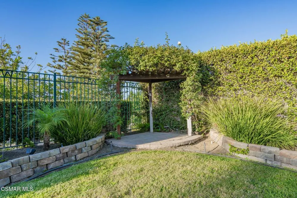 713 Twillin Court Simi Valley, CA 93065