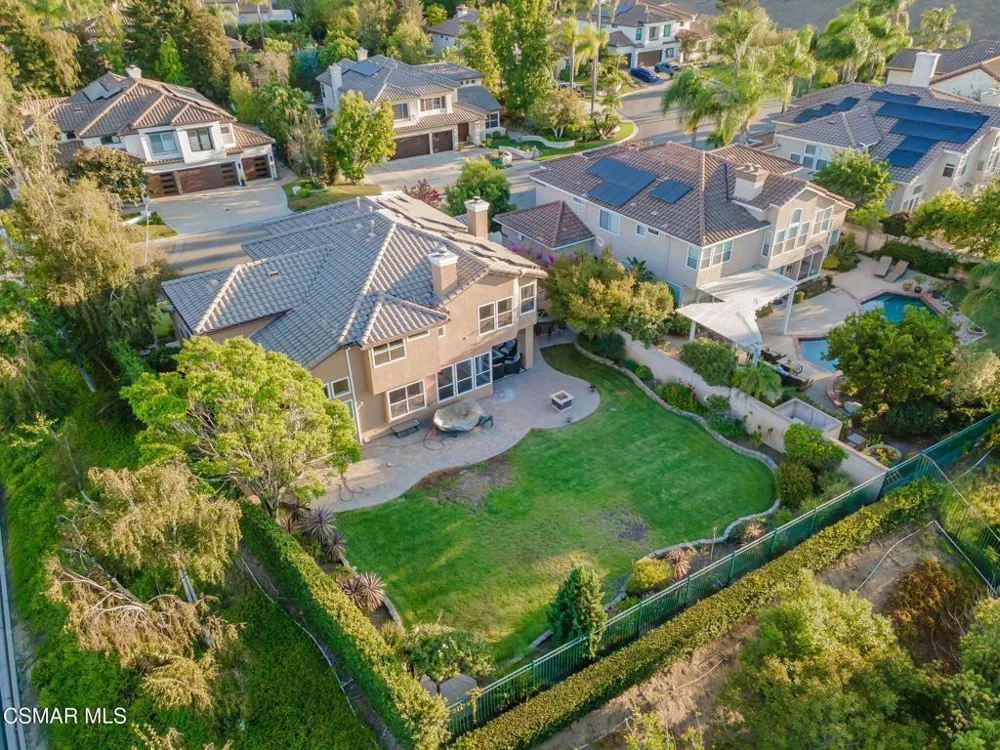 713 Twillin Court Simi Valley, CA 93065