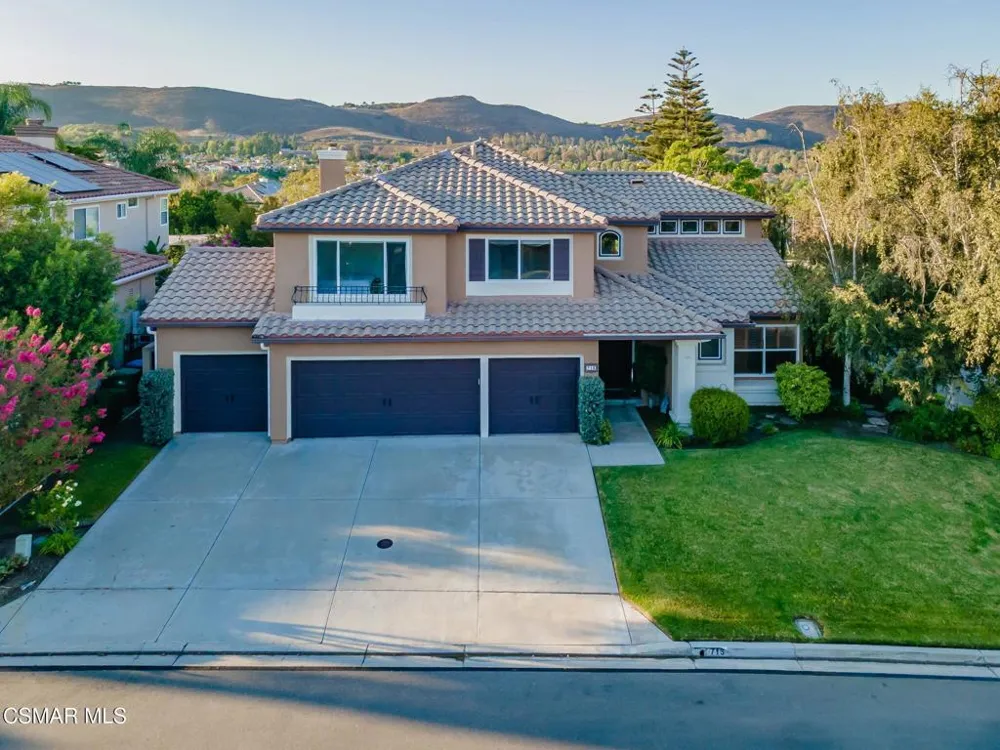713 Twillin Court Simi Valley, CA 93065