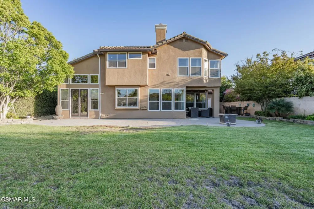 713 Twillin Court Simi Valley, CA 93065