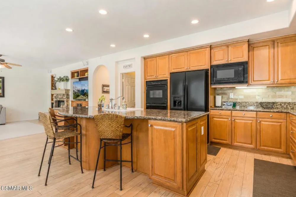 5405 Sunlight Street Simi Valley, CA 93063