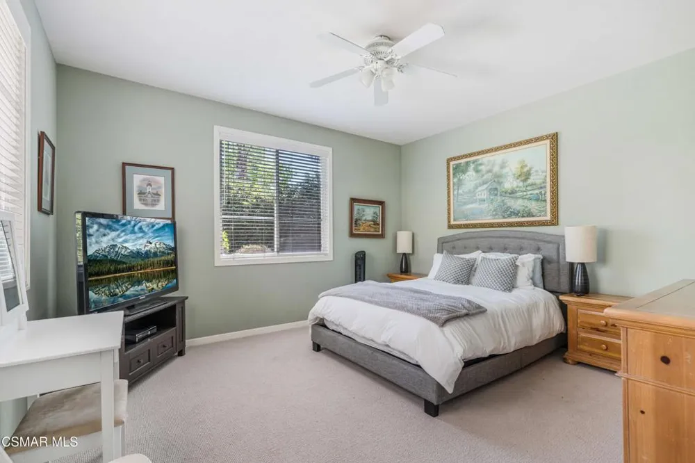 5405 Sunlight Street Simi Valley, CA 93063