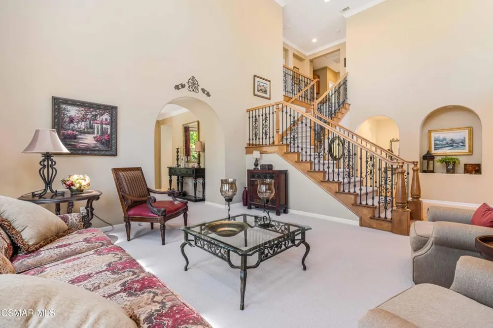 5405 Sunlight Street Simi Valley, CA 93063
