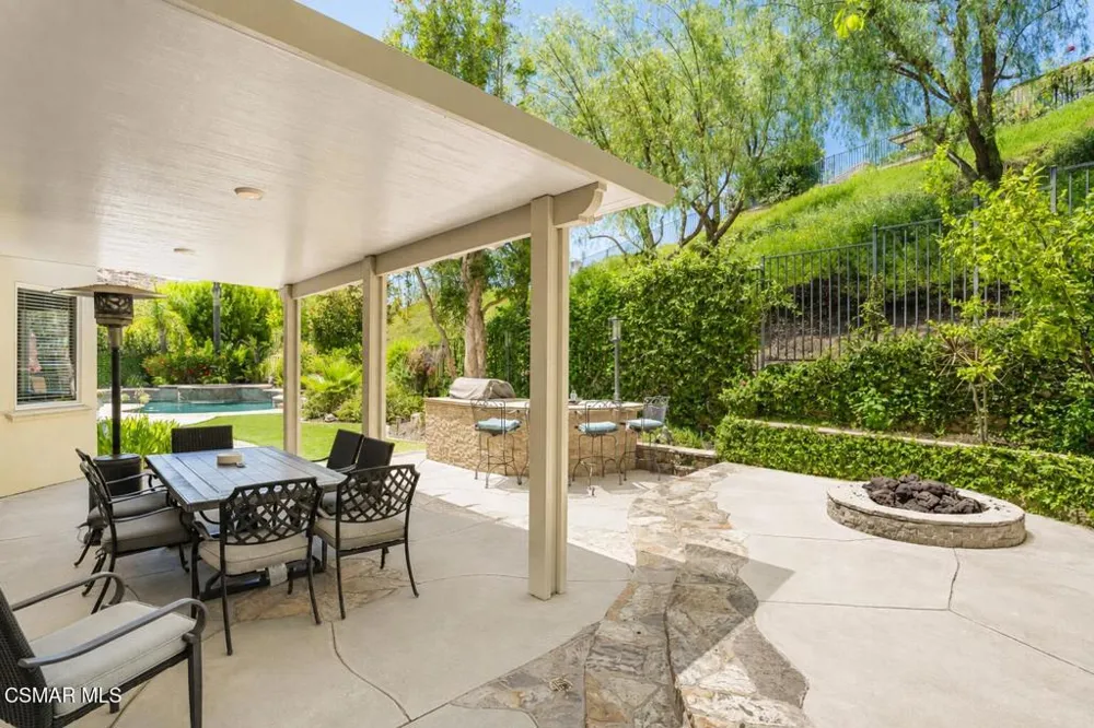 5405 Sunlight Street Simi Valley, CA 93063